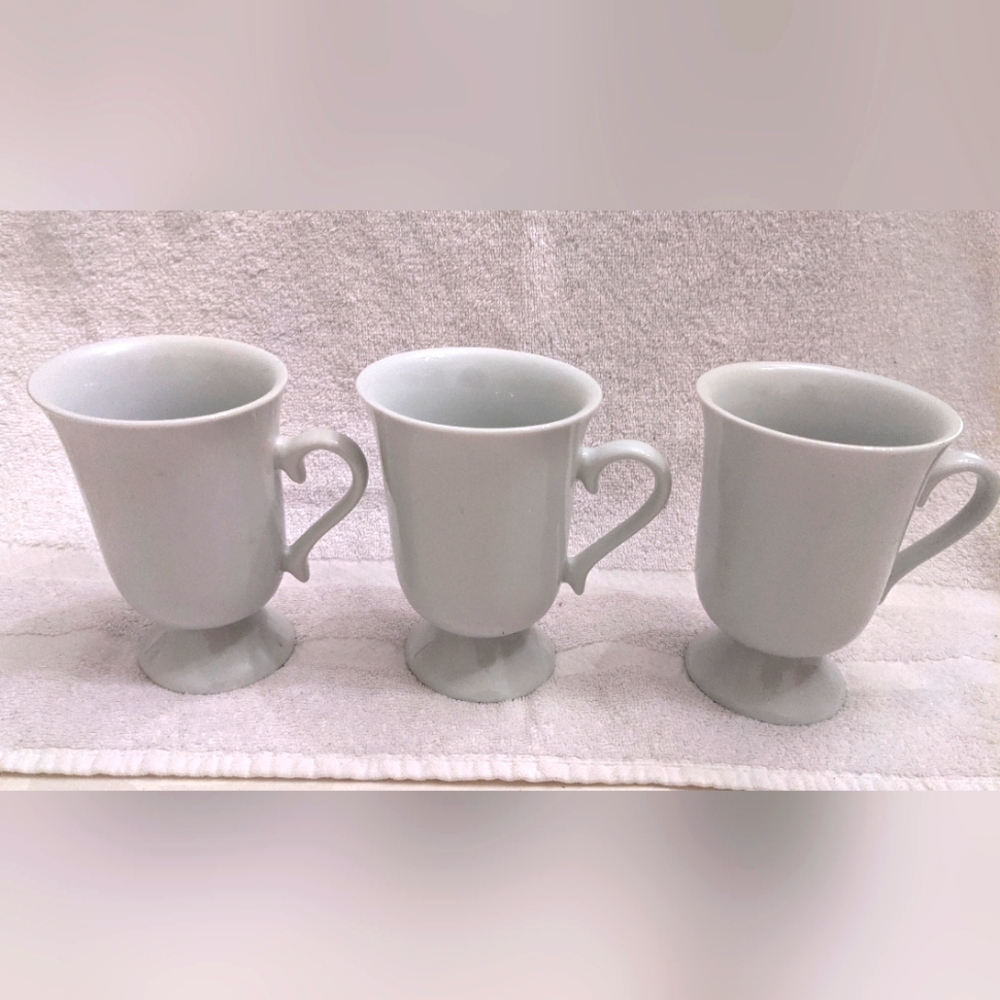 Vintage Pedestal Cups in White, Set of 3 NWOT